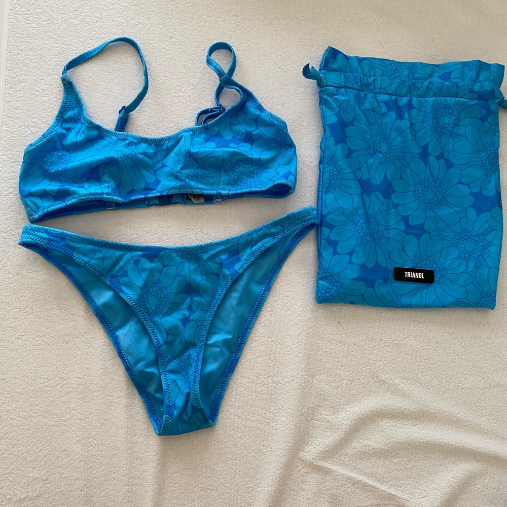 Triangl bikini set with bag! Only worn a handful of times